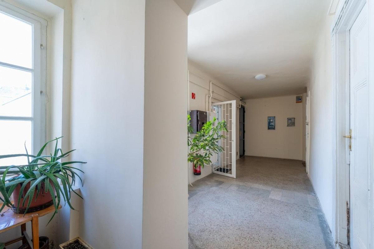 Lovely Studio In The Heart Of Downtown Budapest Extérieur photo